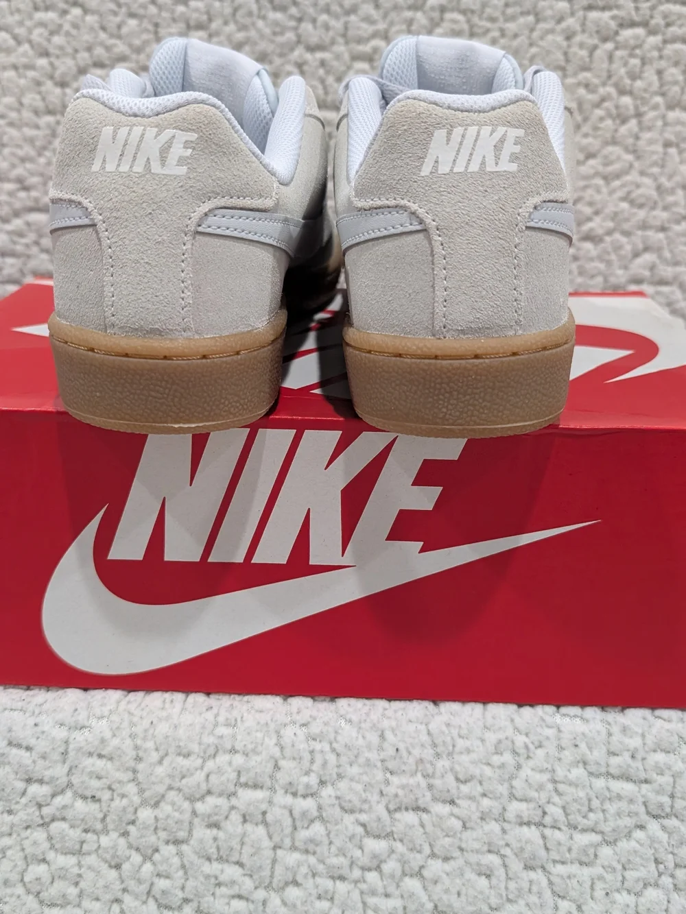 Nike Court Royale Suede